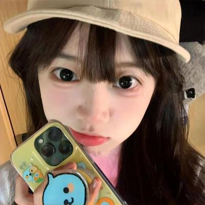 独家爆料：乐坛天后深夜密会神秘女子，公司火速否认，短时间内